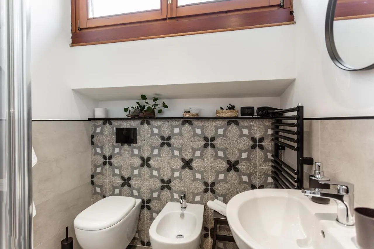 Ca' Marchesi apartments Sernio 0*,  Italia